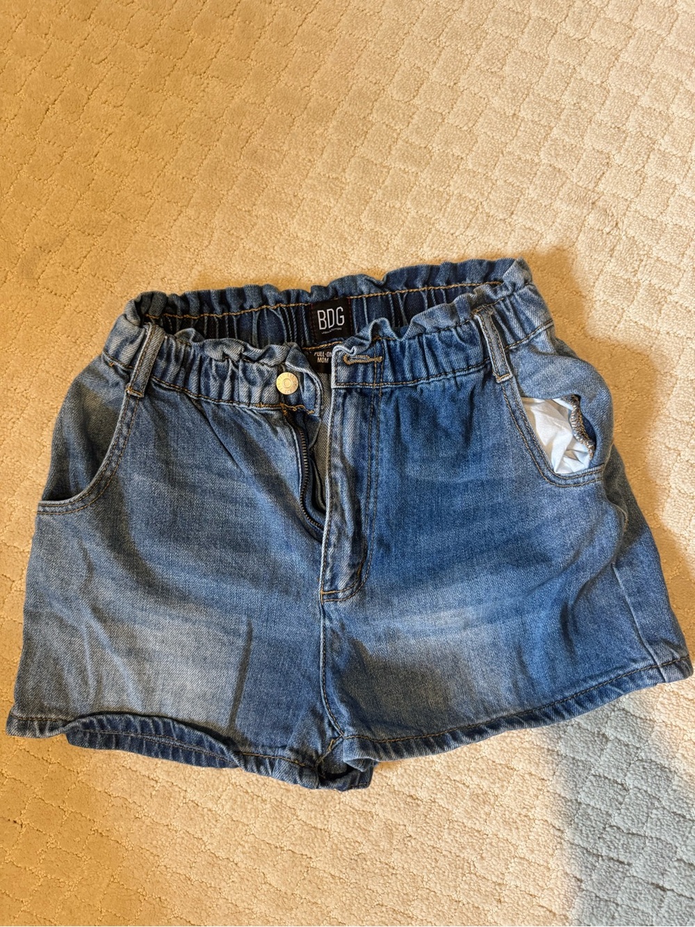 BDG Blue Wash Elastic-Waist Denim Shorts